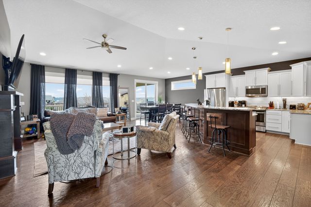 2409 NE 10th Court, Grimes, IA 50111