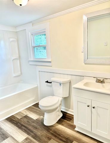 208 Hampton Street, Iva, SC 29655