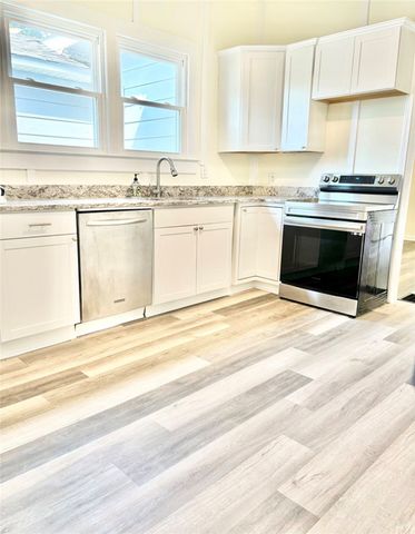 208 Hampton Street, Iva, SC 29655