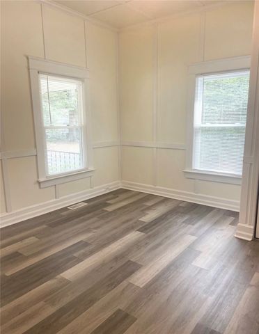 208 Hampton Street, Iva, SC 29655