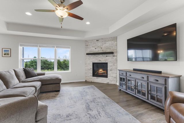 2289 River Bend ROAD, Grafton, WI 53024
