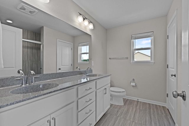 2289 River Bend ROAD, Grafton, WI 53024