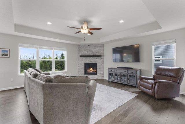 2289 River Bend ROAD, Grafton, WI 53024