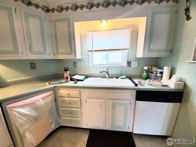 221 W 57th St 24A, Loveland, CO 80538