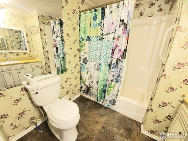 221 W 57th St 24A, Loveland, CO 80538