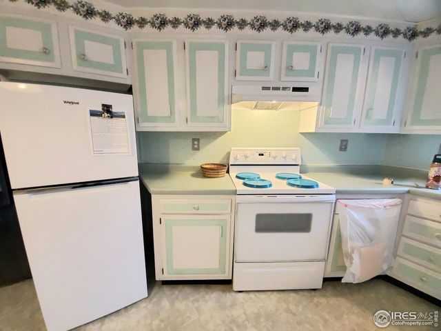 221 W 57th St 24A, Loveland, CO 80538