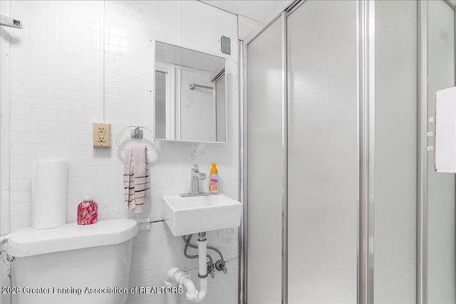 511 N Jenison Avenue, Lansing, MI 48915