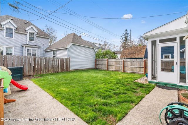 511 N Jenison Avenue, Lansing, MI 48915