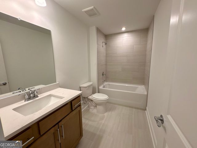 1616 Waterchase Drive, Dacula, GA 30019