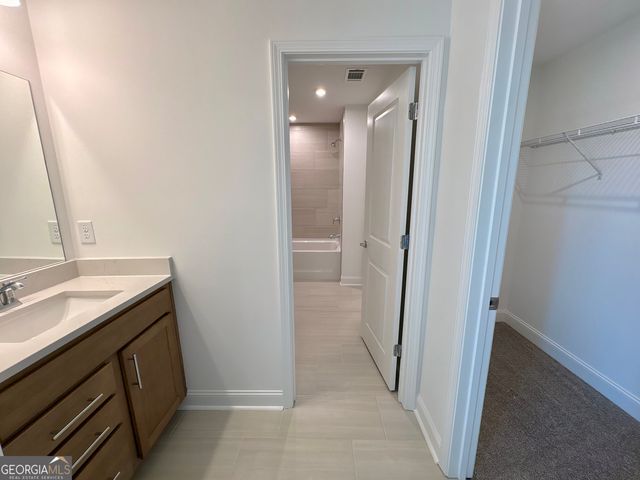 1616 Waterchase Drive, Dacula, GA 30019