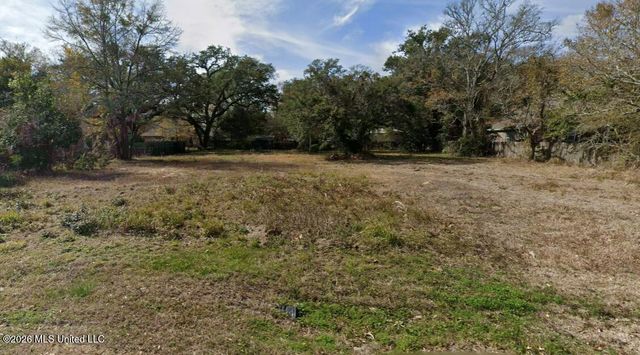 1027 22nd Street, Pascagoula, MS 39581