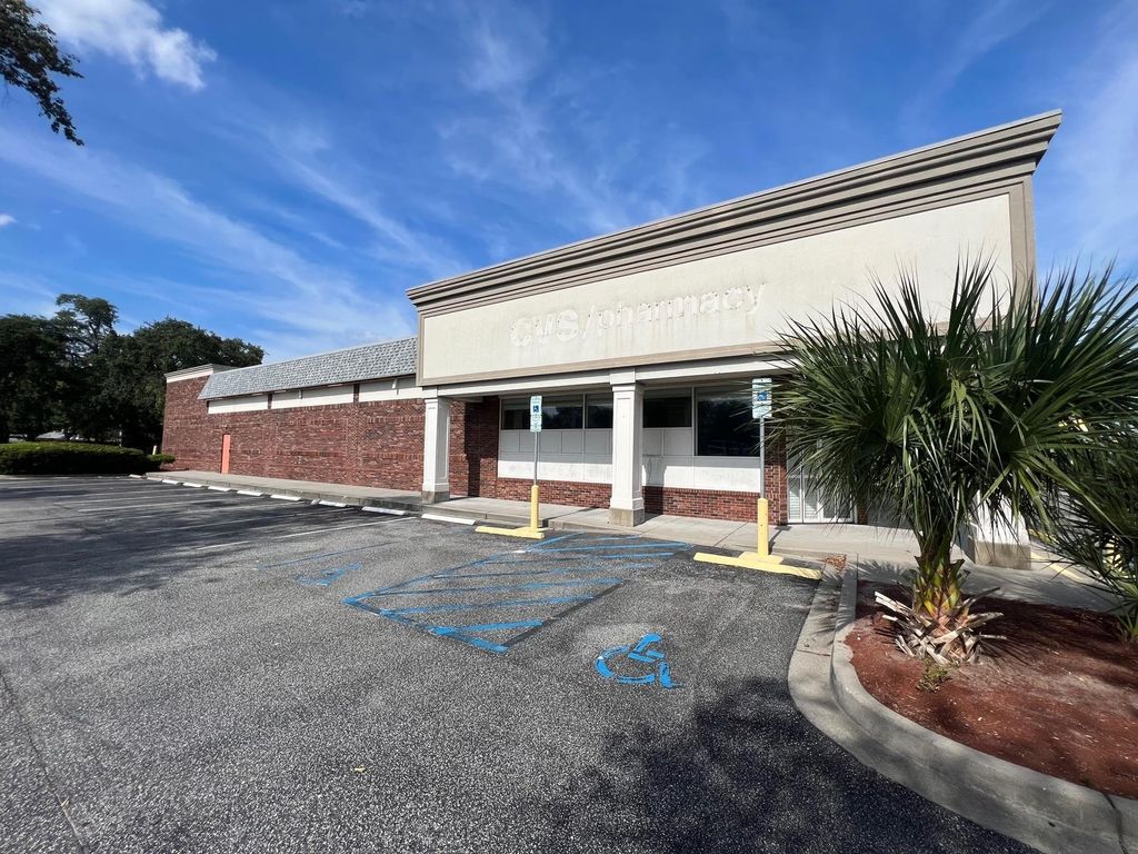 512 South Kings Hwy., Myrtle Beach, SC 29577 — exterior