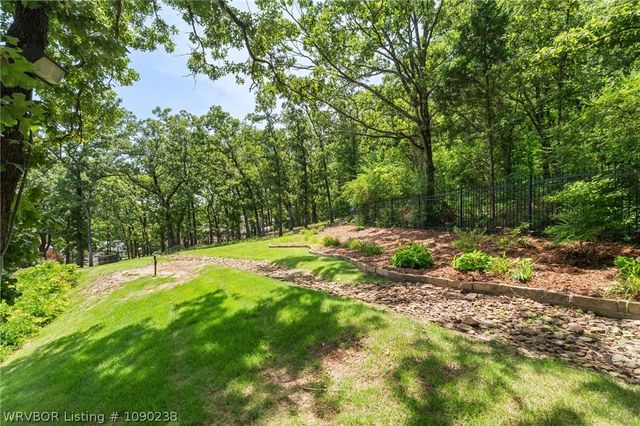 5311 Hardscrabble Way, Fort Smith, AR 72903