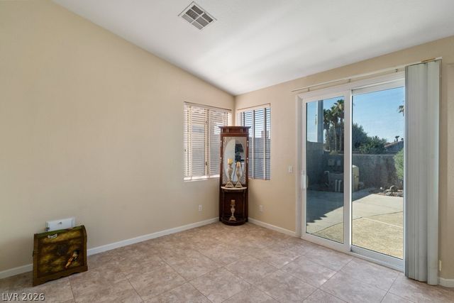 1076 Coral Desert Drive, Las Vegas, NV 89123