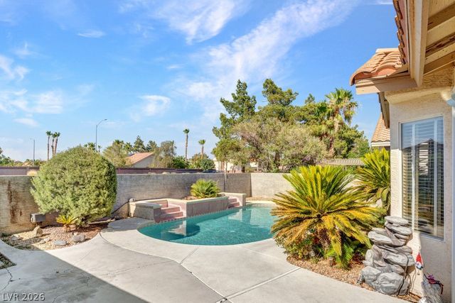 1076 Coral Desert Drive, Las Vegas, NV 89123