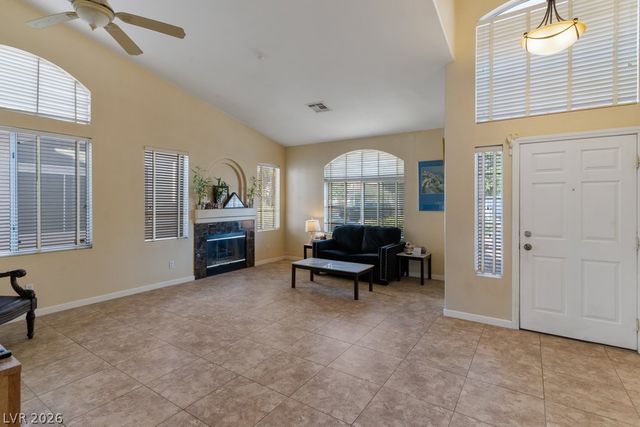 1076 Coral Desert Drive, Las Vegas, NV 89123