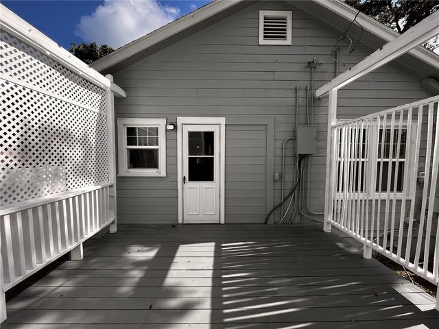 1136 19TH AVENUE N, St Petersburg, FL 33704