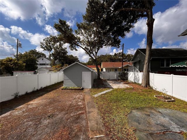 1136 19TH AVENUE N, St Petersburg, FL 33704