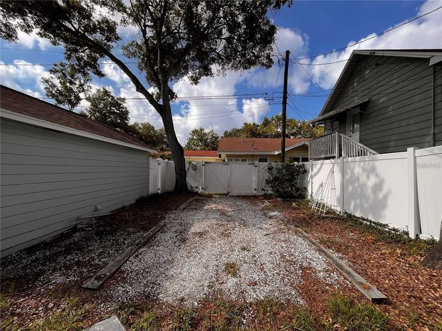 1136 19TH AVENUE N, St Petersburg, FL 33704