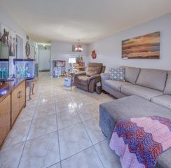 2811 Garden Drive S 104, Lake Worth, FL 33461