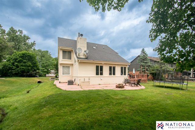 37709 Glengrove Drive, Farmington, MI 48331