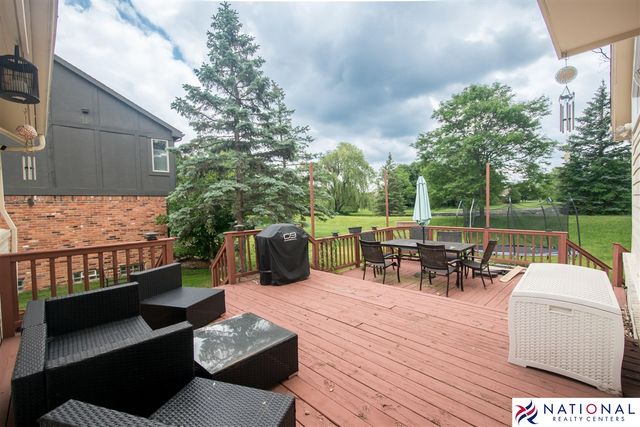 37709 Glengrove Drive, Farmington, MI 48331