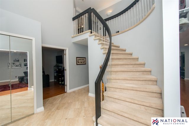 37709 Glengrove Drive, Farmington, MI 48331