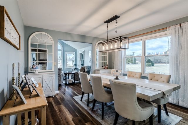 95 Gunn Rd, Southampton, MA 01073