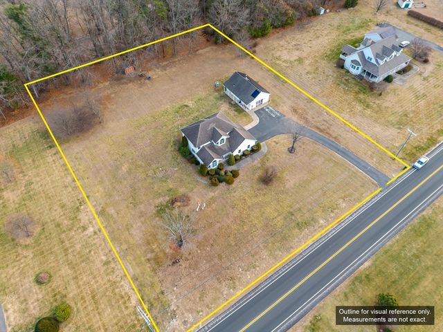 95 Gunn Rd, Southampton, MA 01073