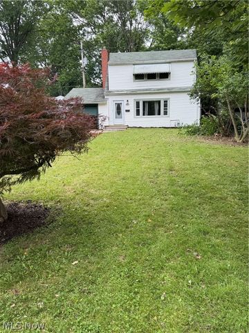 1269 E 332nd Street, Eastlake, OH 44095
