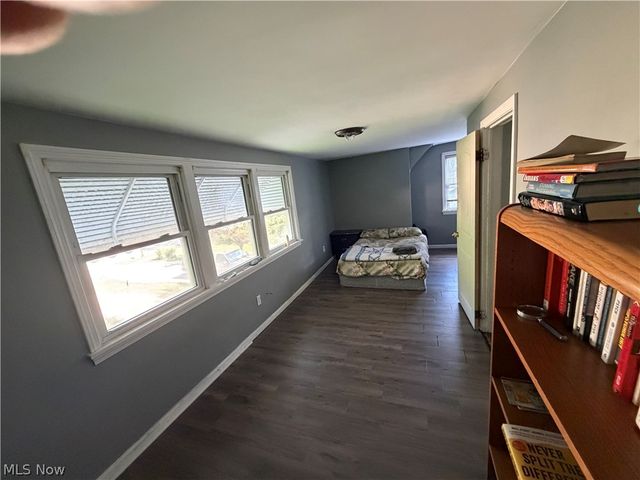 1269 E 332nd Street, Eastlake, OH 44095
