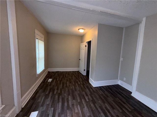 328 Ennis Street, High Point, NC 27260