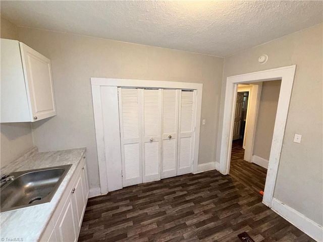 328 Ennis Street, High Point, NC 27260