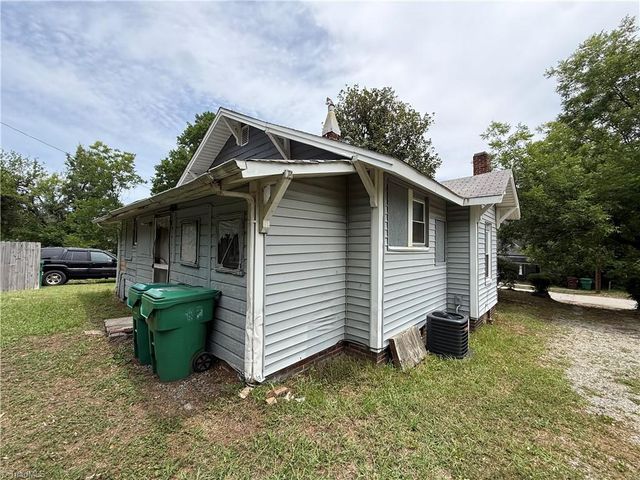 328 Ennis Street, High Point, NC 27260