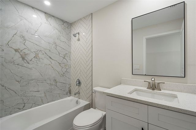 2008 2ND AVENUE E, Palmetto, FL 34221