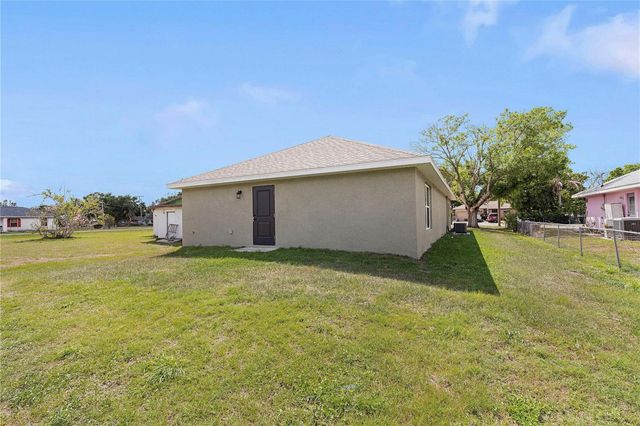 2008 2ND AVENUE E, Palmetto, FL 34221