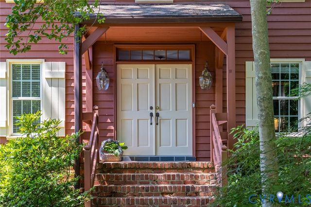 5701 Elfinwood Rd, Chester, VA 23831