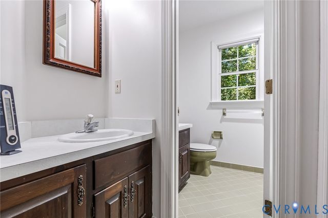 5701 Elfinwood Rd, Chester, VA 23831