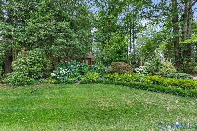 5701 Elfinwood Rd, Chester, VA 23831