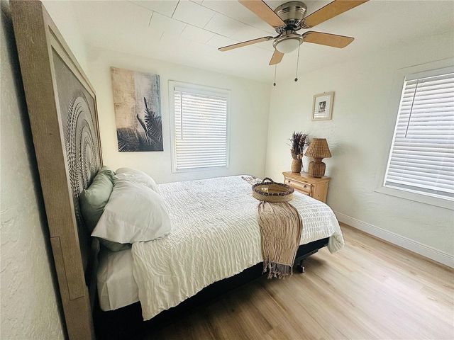 4811 EMERSON AVENUE S, St Petersburg, FL 33711
