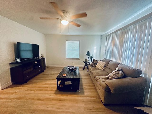 4811 EMERSON AVENUE S, St Petersburg, FL 33711