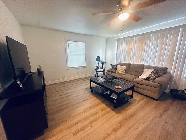4811 EMERSON AVENUE S, St Petersburg, FL 33711
