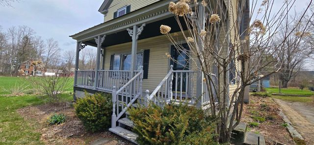 194 Dartmouth College Highway, Haverhill, NH 03260