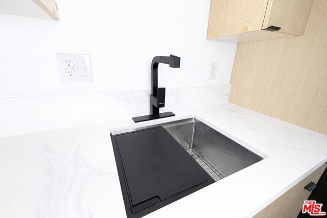 12527 Cranbrook Avenue, Hawthorne, CA 90250