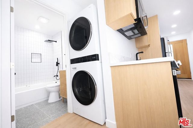 12527 Cranbrook Avenue, Hawthorne, CA 90250