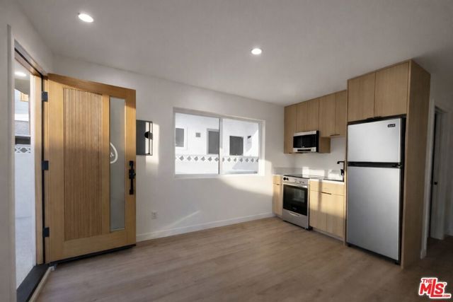 12527 Cranbrook Avenue, Hawthorne, CA 90250