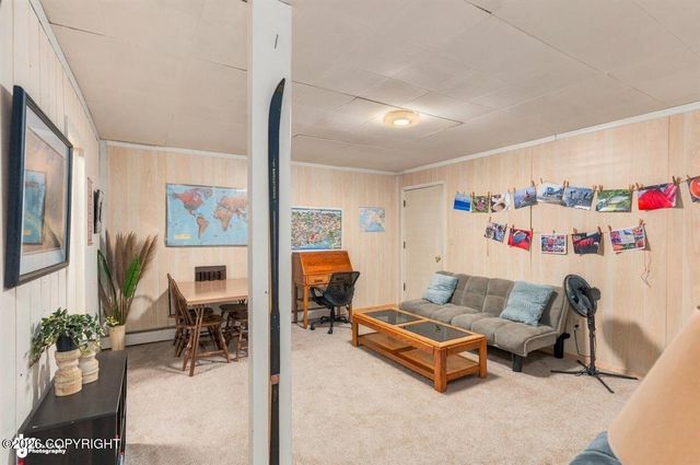 7239 Violet Place, Anchorage, AK 99502