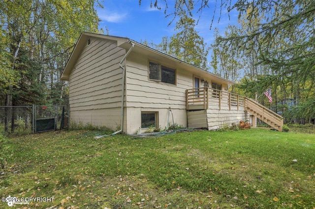 7239 Violet Place, Anchorage, AK 99502