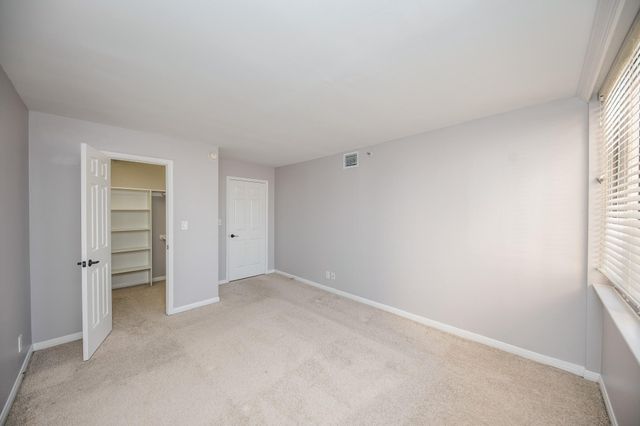 3525 Sage Road 1612, Houston, TX 77056