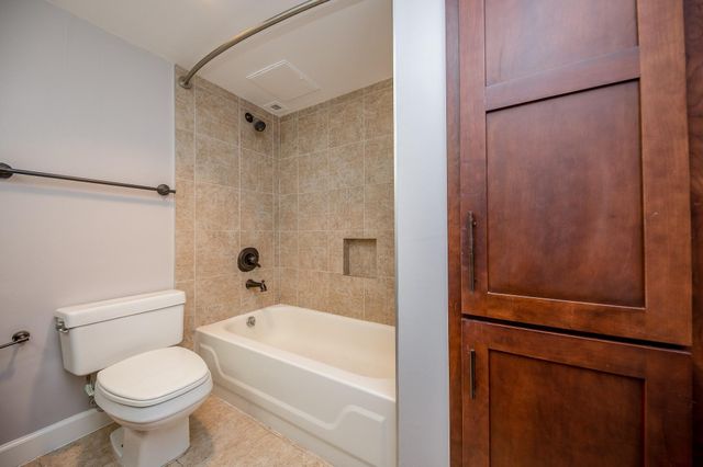 3525 Sage Road 1612, Houston, TX 77056